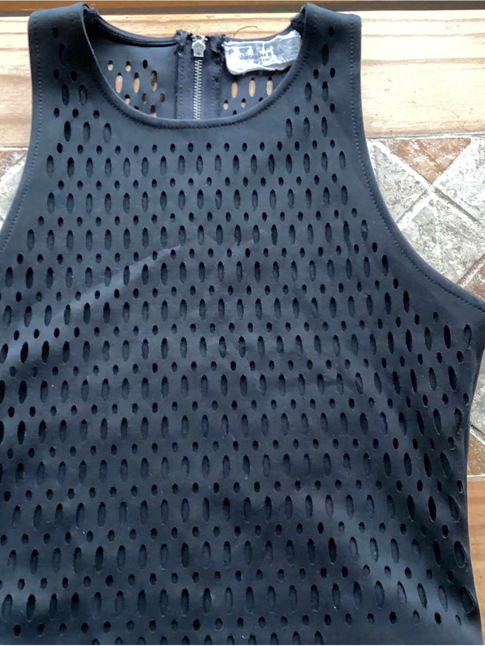Abercrombie & Fitch Black Neoprene Perforated Zip Tank Top Women’s M # 473
